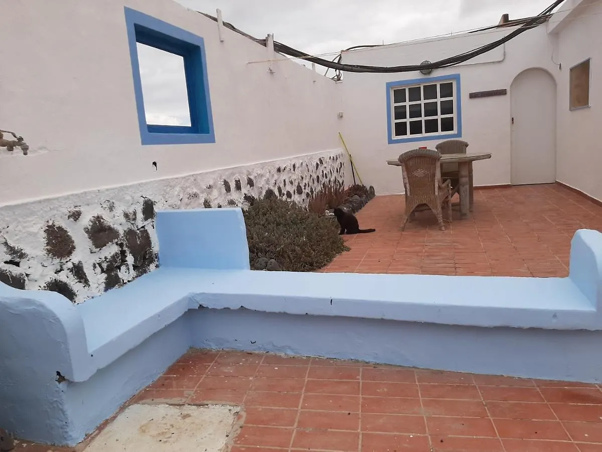 The Hideaway Apartment La Oliva